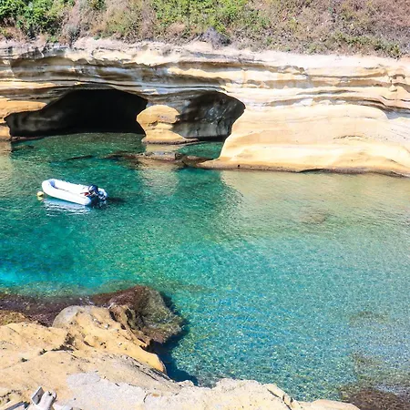 Baia Delle Rocce Verdi Resort Station touristique Naples